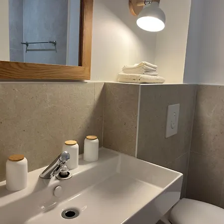 Exceptional Waterfront *