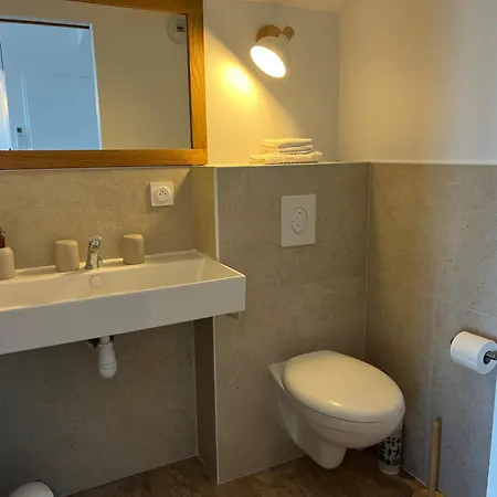 Exceptional Waterfront