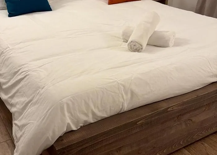 וילה Exceptional Waterfront *