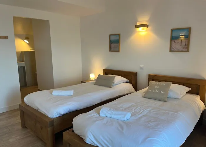 Exceptional Waterfront וילה הייר